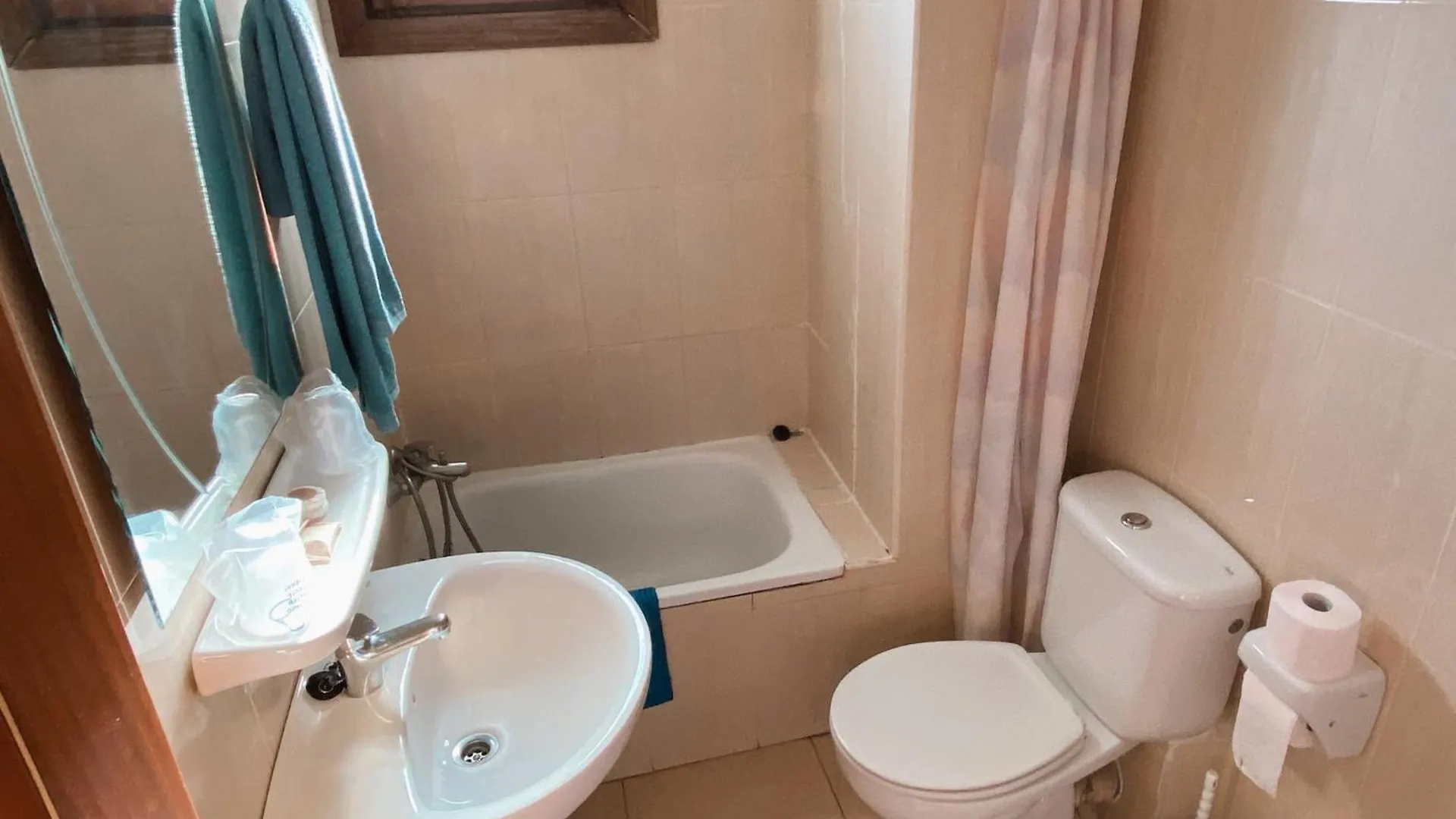 Guest house Pension Torrecardenas Almeria